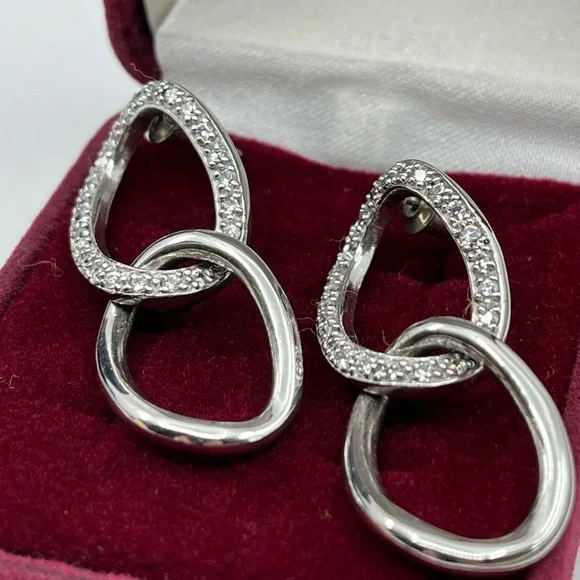 Vintage Sterling Silver Dangle Earrings with Brilliant Sparkle - Picture 4 of 15